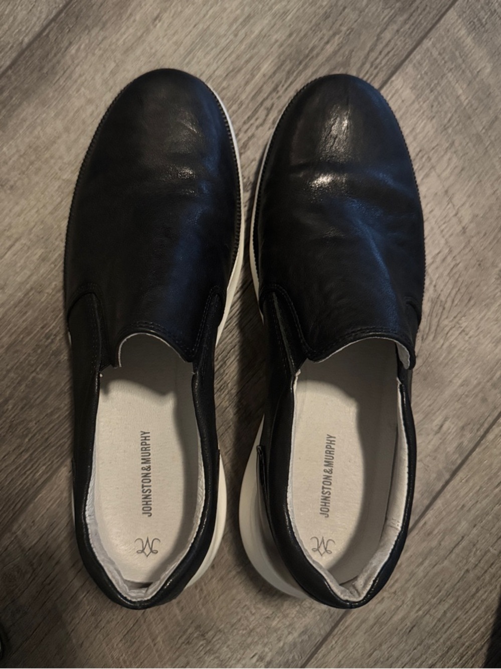 Johnston & Murphy Women’s Black Slip-On TruFoam Loafers